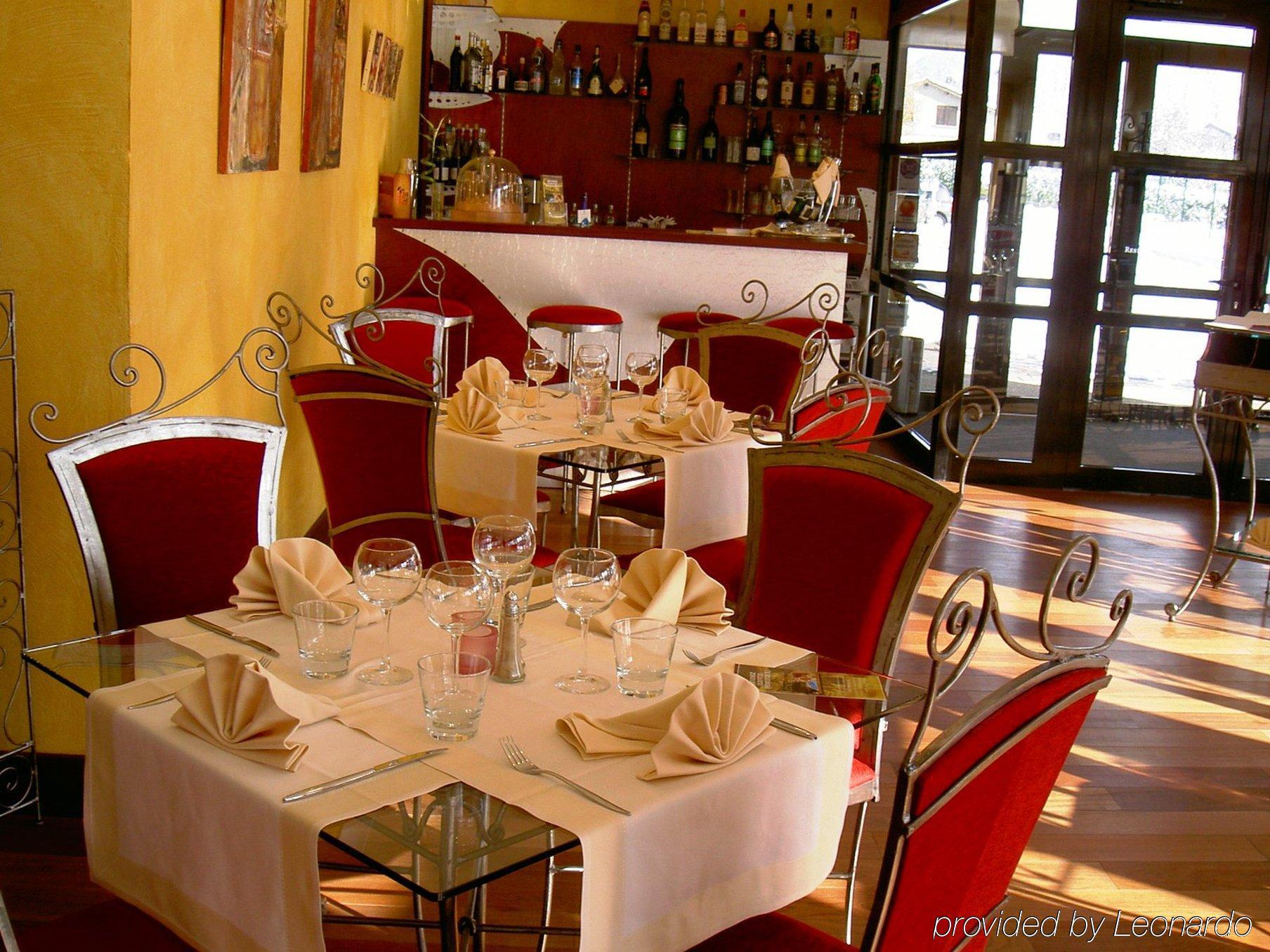 Holiday Inn Express Grenoble-Bernin Ресторан фото